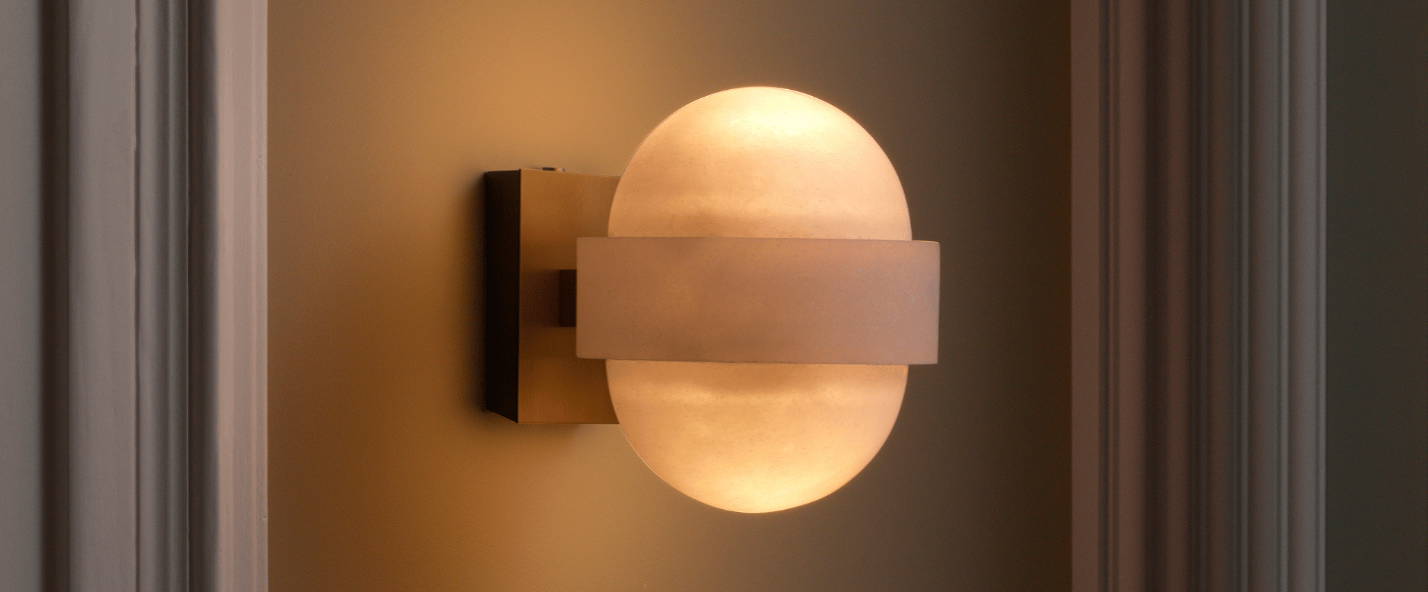 Wall Lamps & Sconces