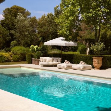 Laguno Florent Beige Outdoor Bed 