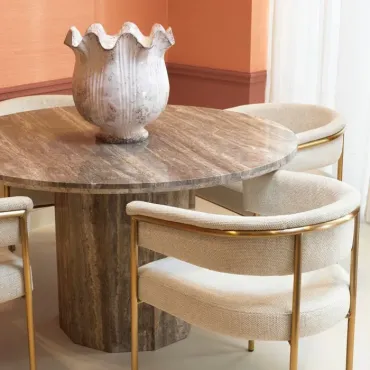 Gainsley Axton Off-White Dining Chair