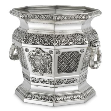 Walpole Antique Silver Plated Object