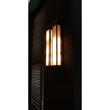 Versus Black Wall Lamp